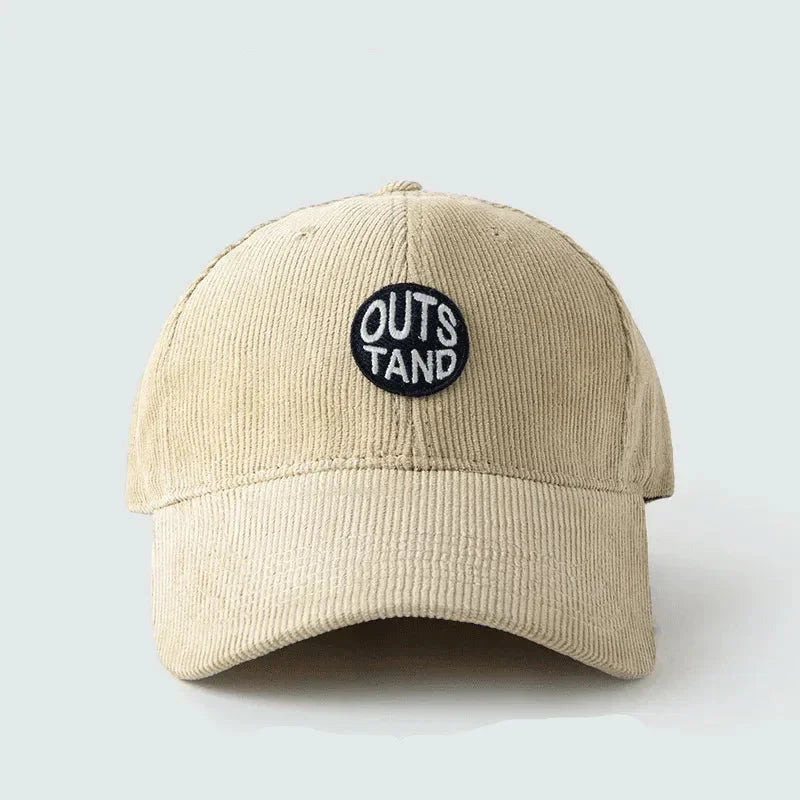 Gorro Outstand color Beige – jockey de Studio Kyo®