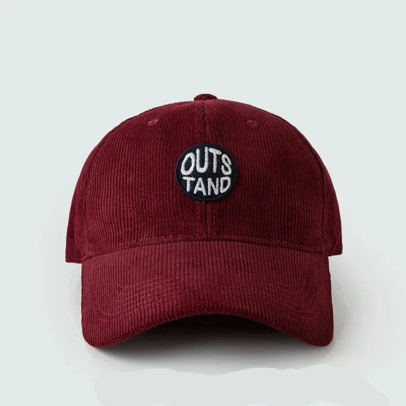 Gorro Outstand color Rojo – jockey de Studio Kyo®