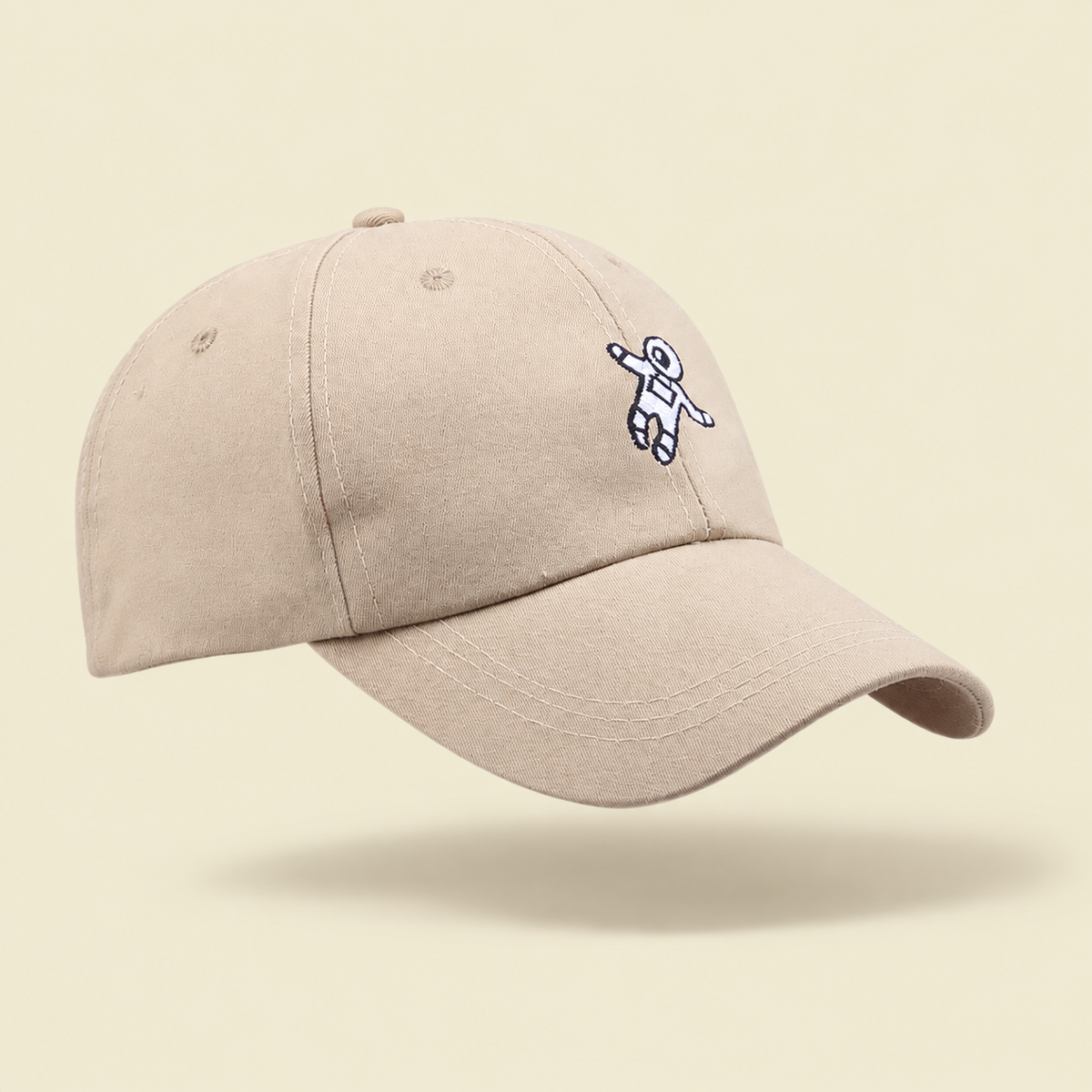 Gorro Astronauta, vista de producto sobre fondo crema Studio Kyo