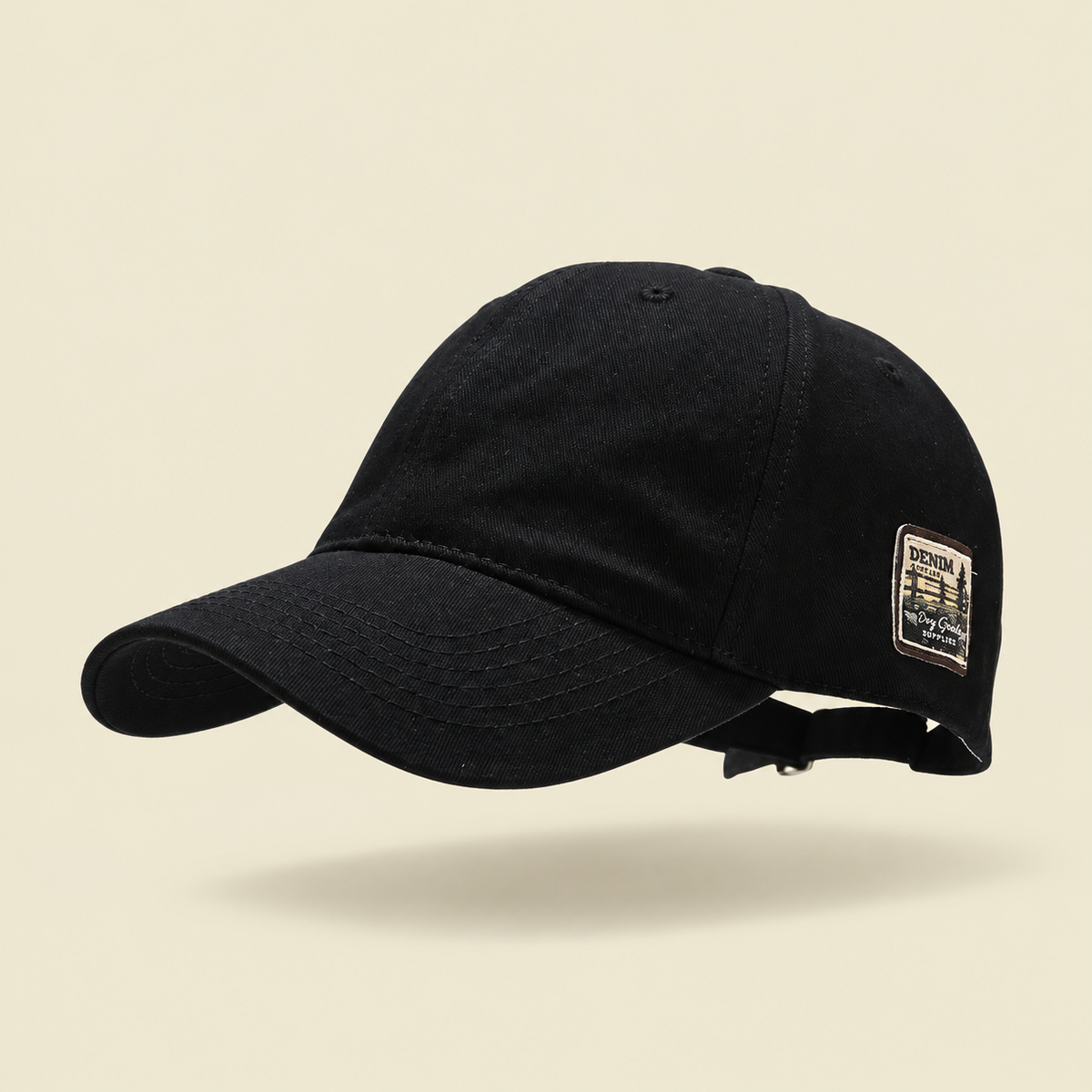 Gorro Esencial Studio Kyo, fotografía de producto sobre fondo crema