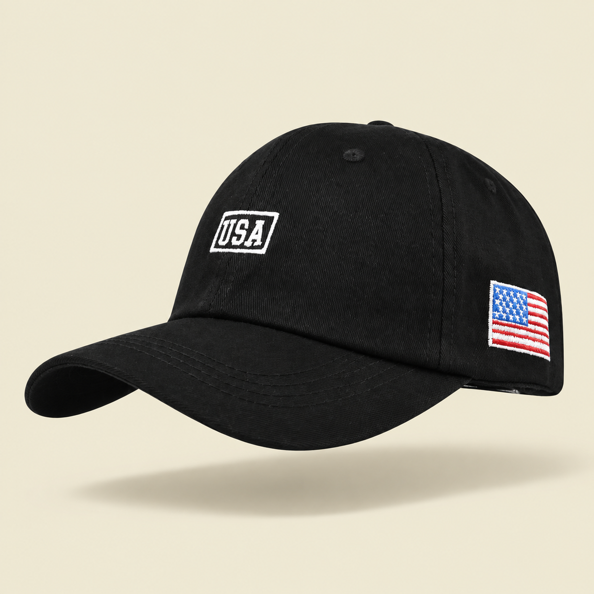 Gorro USA Studio Kyo, fotografía de producto sobre fondo crema