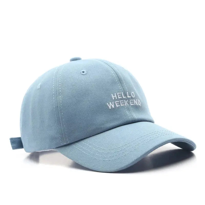 Gorro Hello Weekend color Azul Cielo – jockey de Studio Kyo®